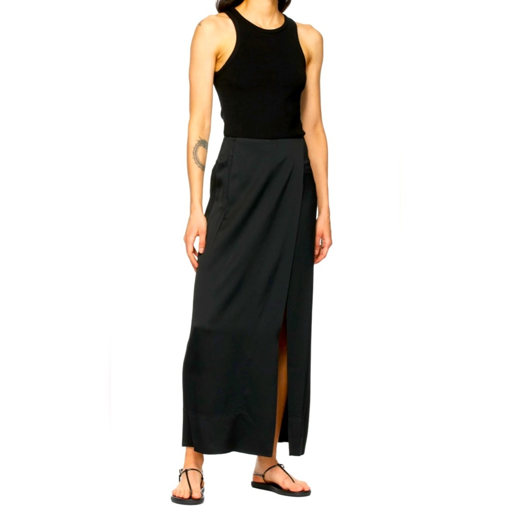 Black viscose column skirt